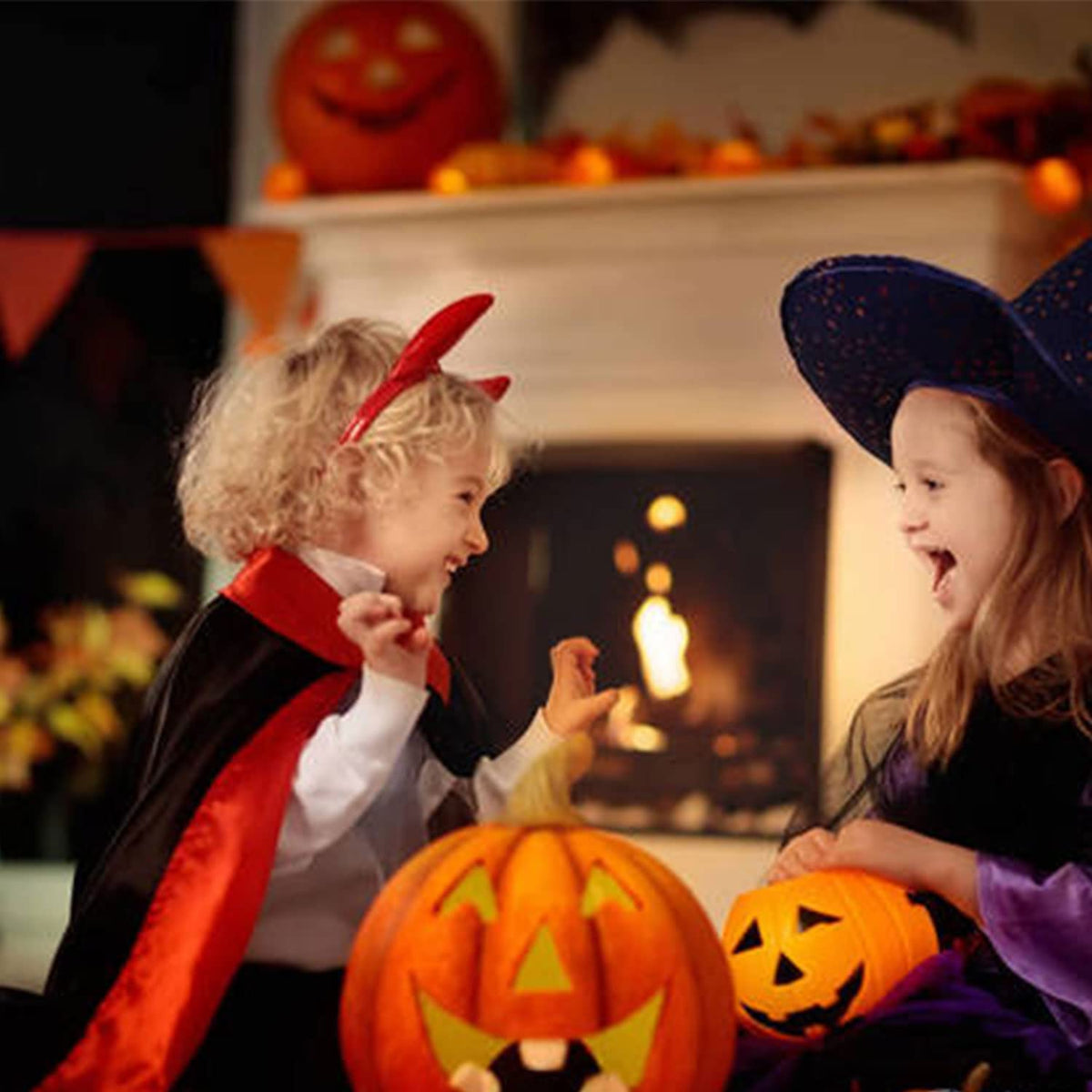 Kids Reversible Vampire Cape Halloween Cloak Red & Black Thickened Collar