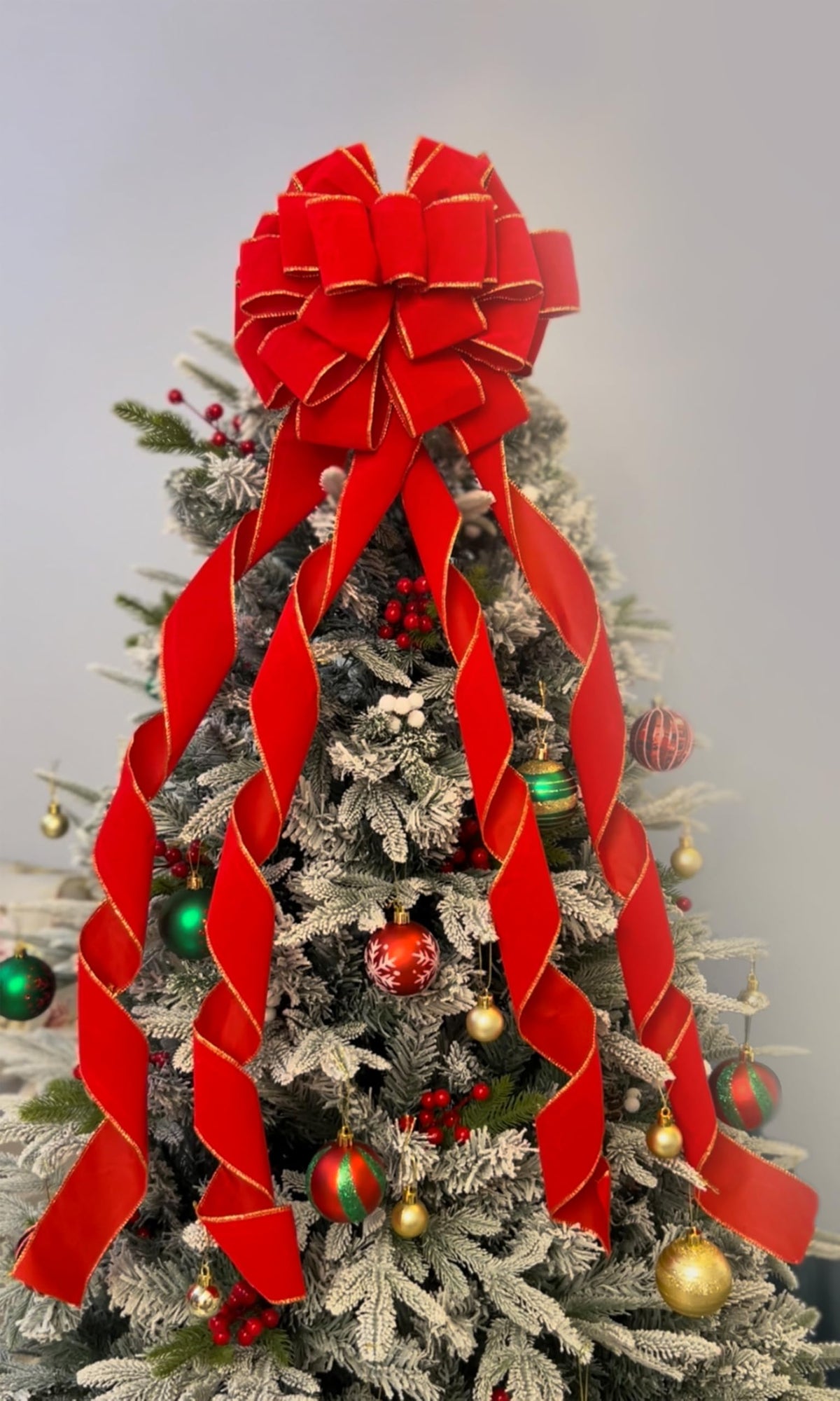 Christmas Large Bows Gift Boxed, 45x12 Inches Gold Wired Red Velvet Bows with Long Tails for Wreath Floral, Christmas Tree Topper, Outside Red Bowknot for Wedding Car Garden Yard Front Door